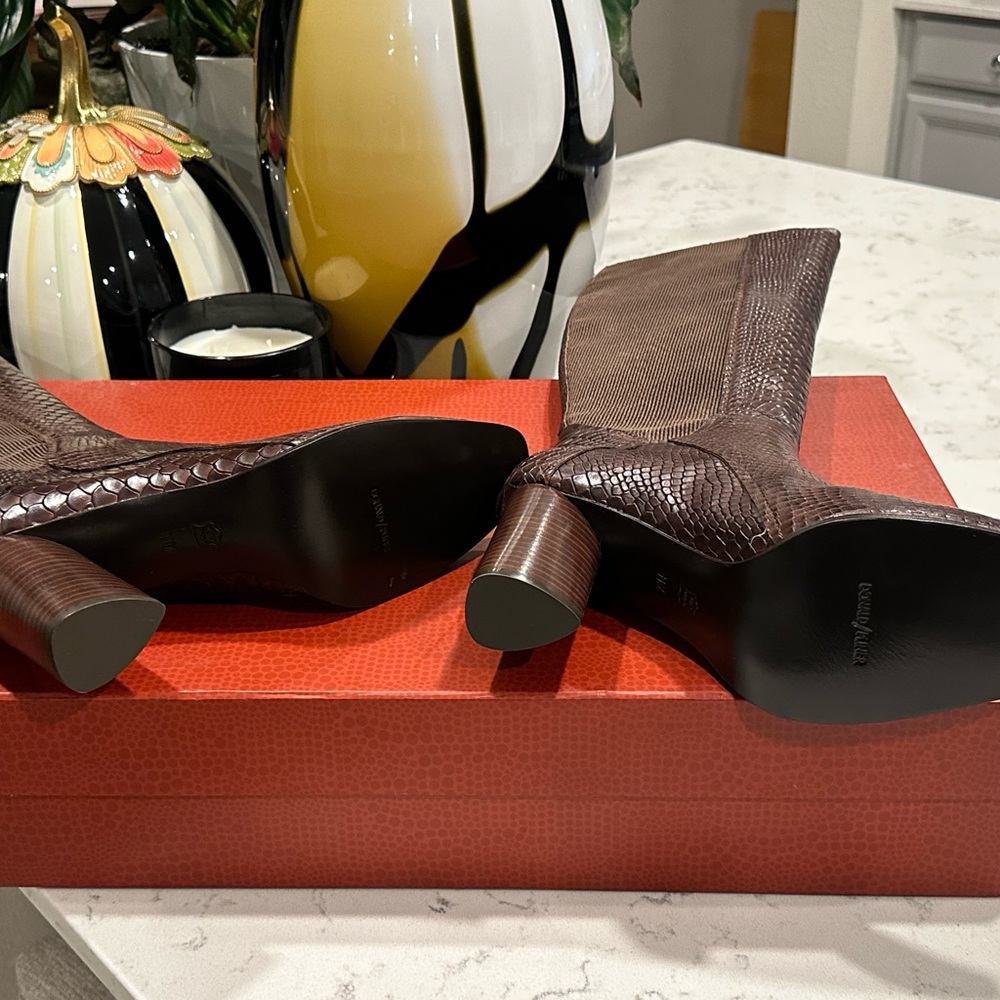 New With Box Donald Pliner Brown Python Knee High… - image 2